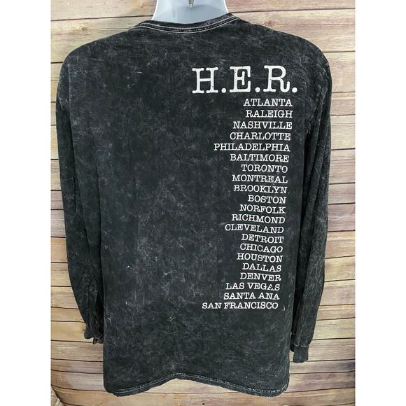 H.E.R. Damage Tour Shirt Long Sleeve Black Graphic Lyrics Print Size XL - Picture 2 of 7